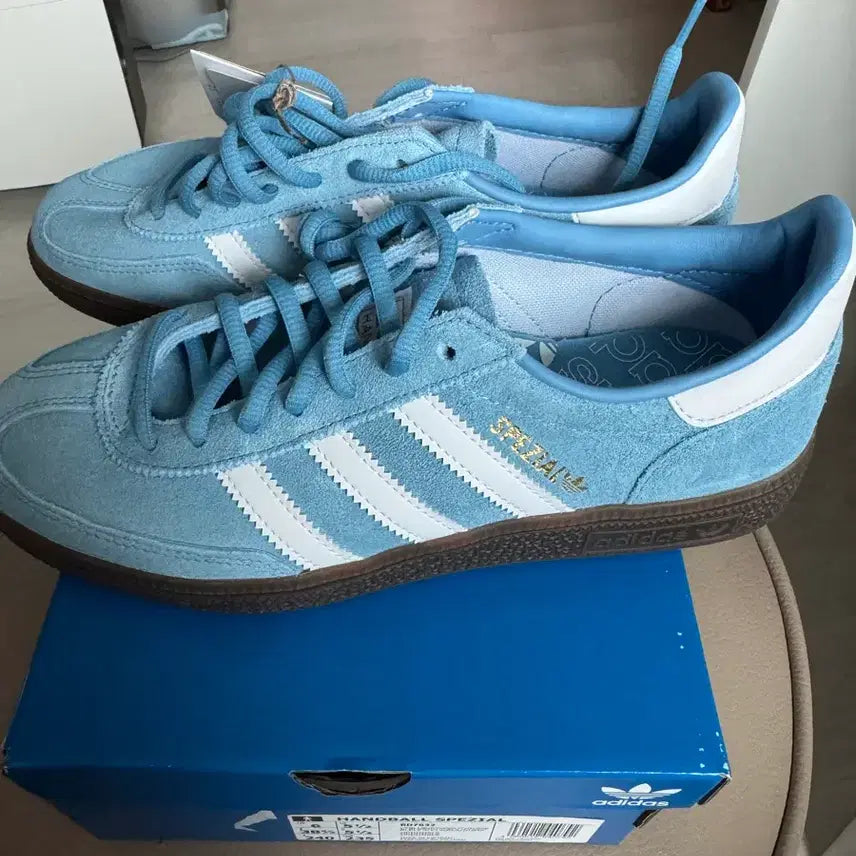 [BUNJANG] Adidas Spezial Sky Blue Sneakers / 아디다스 스페지알 스카이블루 240