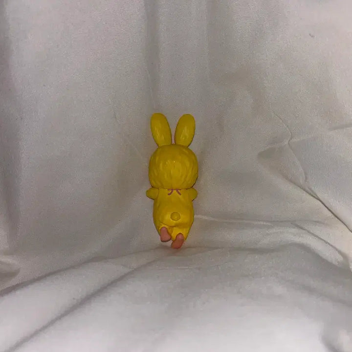 [BUNJANG] Monchhichi Chimutan Yellow Rabbit Outfit Plush Toy / 몬치치 치무탄 노랑이 히퍼 단순 개봉