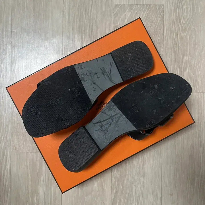 [BUNJANG] Hermes Oran Sandals Black / 에르메스 오란 블랙