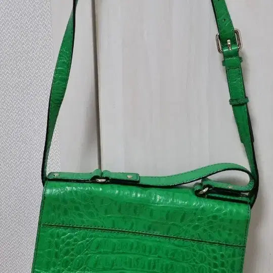 [BUNJANG] Kate Spade Green Crocodile Embossed Crossbody Bag / 케이트 스페이드 그린 크로스백