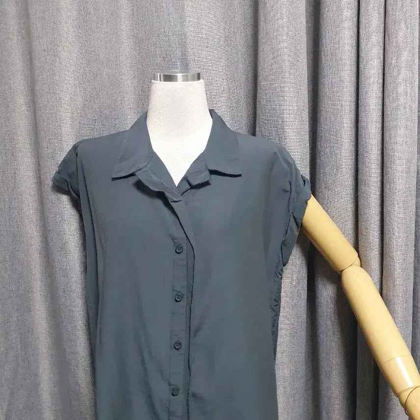 [BUNJANG] Silk Charcoal Blouse / 실크 고급 차콜 블라우스