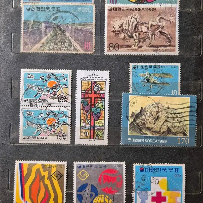 [BUNJANG] Used Korean Postage Stamp Album / 우리나라 사용제 우표 앨범