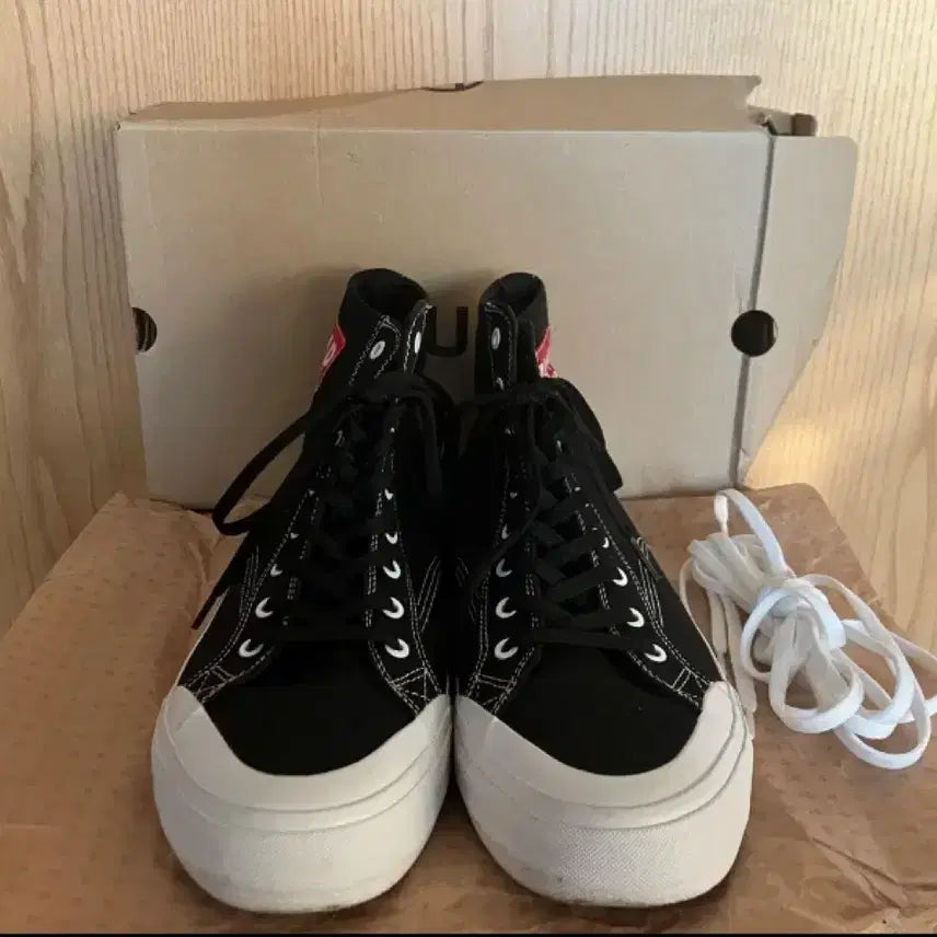 [BUNJANG] HUF x SLAP Magazine Classic Hi Sneakers (Black/Red) / HUF 허프 x SLAP 슬랩 컨버스 클래식 하이 280 스케이트 트레셔