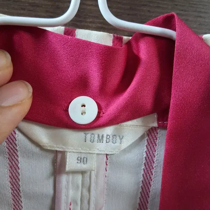 [BUNJANG] Tomboy White/Red Stripe Women&
