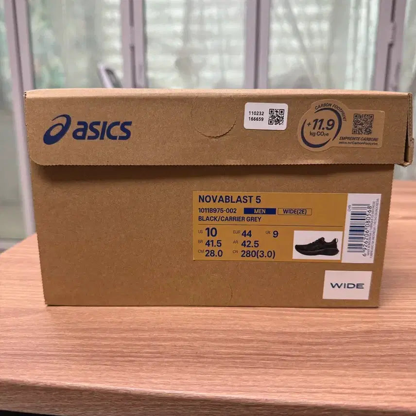 [BUNJANG] ASICS NovaBlast 5 Black Carrier Grey 2E Wide Running Shoes (280) / 아식스 노바블라스트 5 블랙 캐리어 그레이 - 2E 와이드 (280)