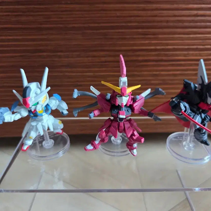 [BUNJANG] Mixed Gacha Figures Bundle / 잡다한 가챠 일괄 팔아요 건담 등등