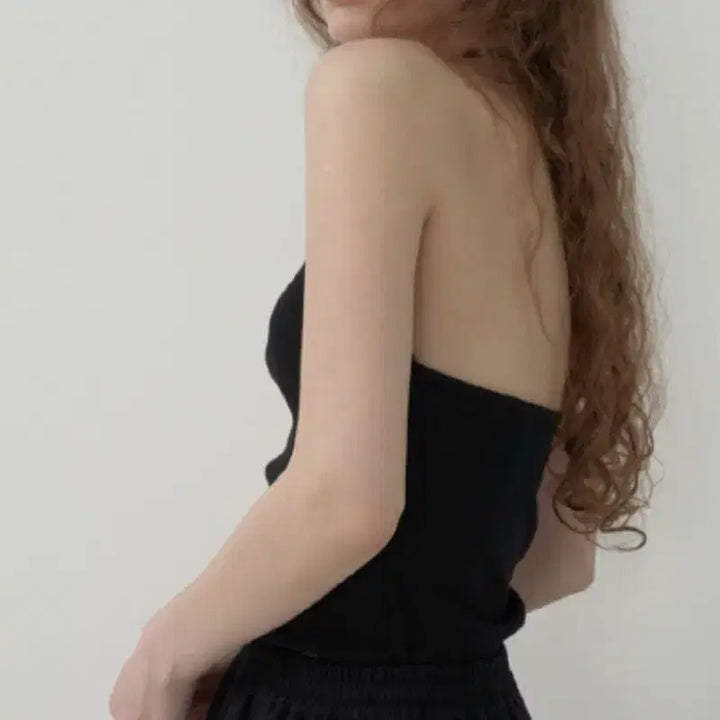 [BUNJANG] MOT Brand Ribbed Halter Neck Tank Top / 모트 브랜드나시