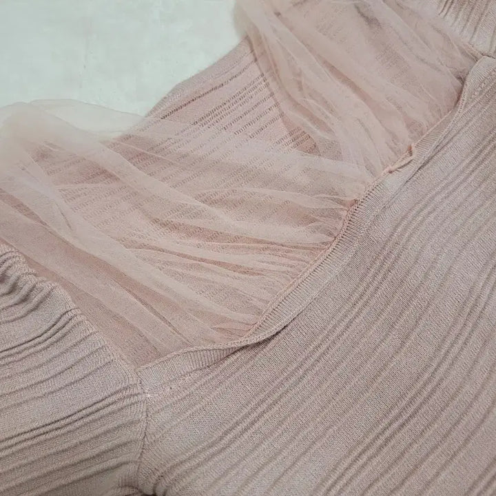 [BUNJANG] Pink Lace Cropped Ribbed T-shirt / 핑크 레이스 크롭골지티