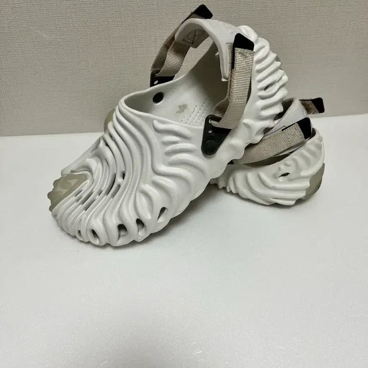 [BUNJANG] Crocs Salehe Bembury Pollex Clog White M9 W11 / 크록스 살레헤 벰버리 폴렉스 화이트 M9 W11