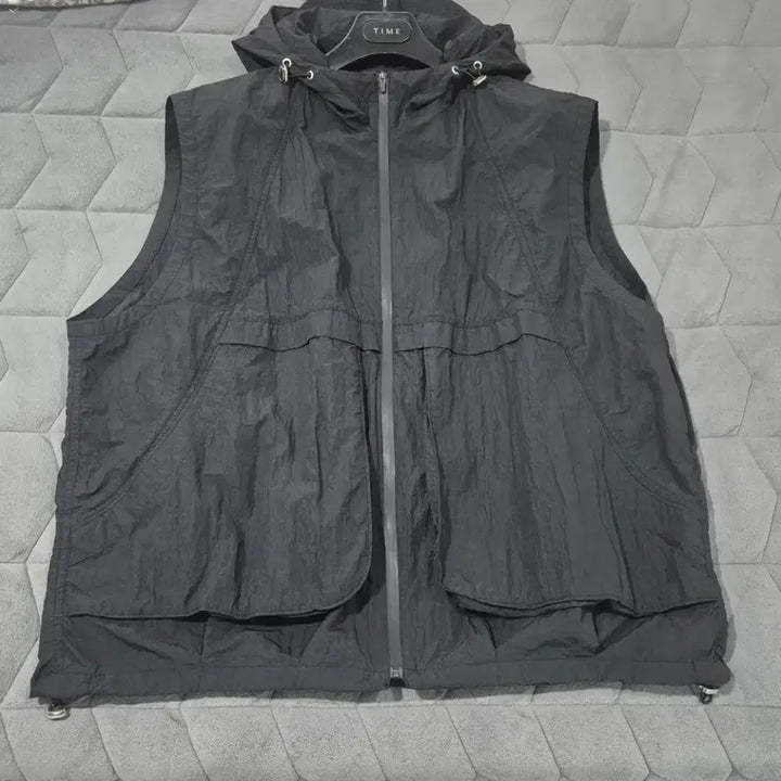 [BUNJANG] Time Homme 24SS Hooded Vest Black / 타임옴므 24ss 후드베스트