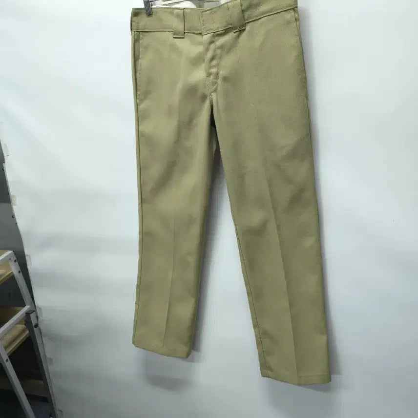 [BUNJANG] Dickies 873 Slim Straight Fit Cotton Pants Beige W32 / 디키즈 873 슬림스트레이트핏 면바지 (32)