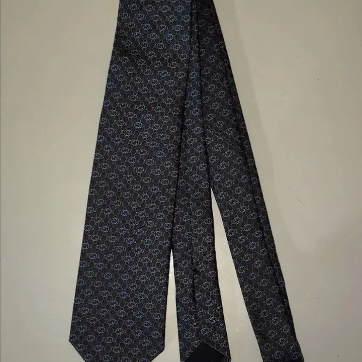 [BUNJANG] Gucci GG Pattern Silk Necktie / 구찌 GG 패턴 실크 넥타이 148x8