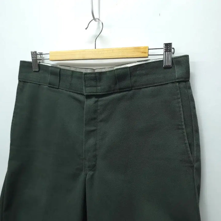 [BUNJANG] Dickies 874 Khaki Work Pants (W32 L32) / 디키즈 874 카키 워크 팬츠 ( W32 L32 )
