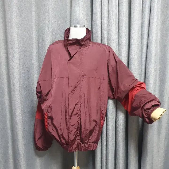 [BUNJANG] Eccentric Red Premium Zip-Up Hoodie / 이센트릭 레드 고급집업