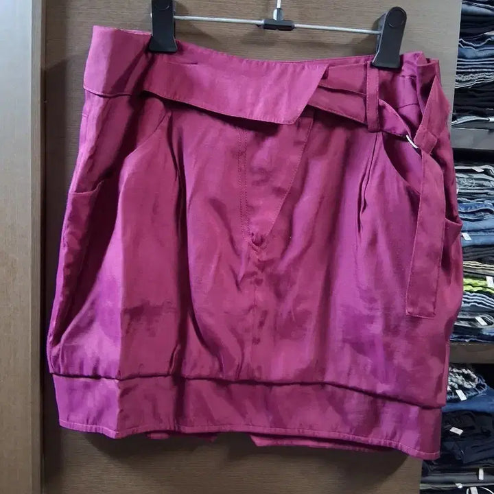 [BUNJANG] Wine Red Ribbon Detail Mini Skirt / 와인색 리본 포인트 미니 스커트(28)