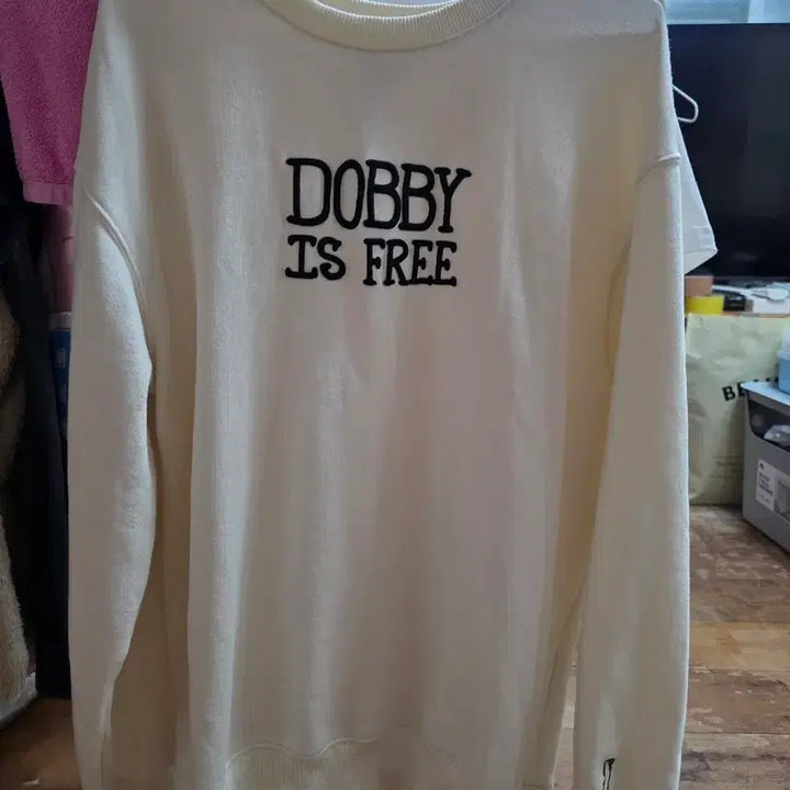 [BUNJANG] Free Dobby Is Free Sweatshirt T-shirt Ivory / 도비 이즈 프리 맨투맨 티셔츠 아이보리