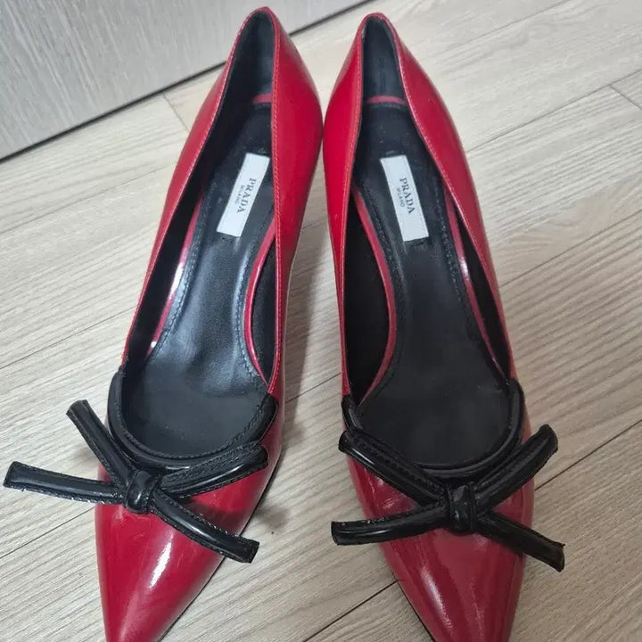 [BUNJANG] Prada Ribbon Detail Red Patent Pumps - Size 38.5 / (정품) 프라다 리본 장식 레드 페이턴트 펌프스 38.5