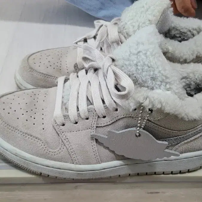 [BUNJANG] Nike Jordan Sherpa Fleece Shoes (230mm) / 나이키 조던 쉐르파 DO0750-002 방한화 230미리