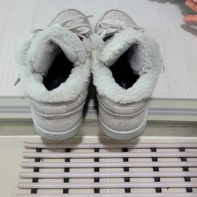 [BUNJANG] Nike Jordan Sherpa Fleece Shoes (230mm) / 나이키 조던 쉐르파 DO0750-002 방한화 230미리