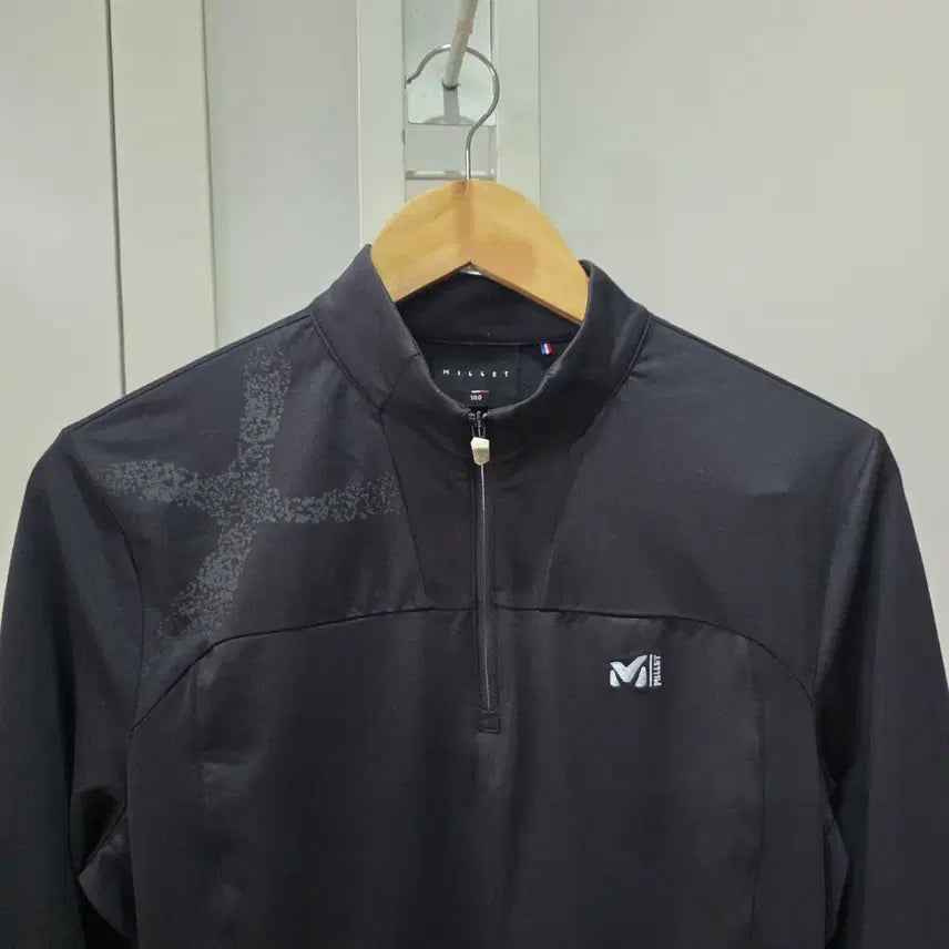 [SOLD OUT] 밀레 블랙 하프넥 긴팔 티셔츠