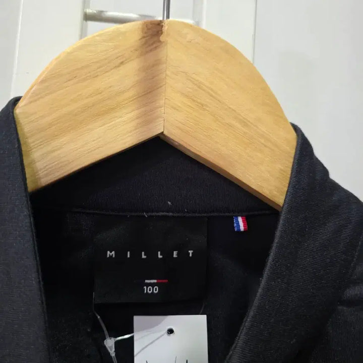 [SOLD OUT] 밀레 블랙 하프넥 긴팔 티셔츠