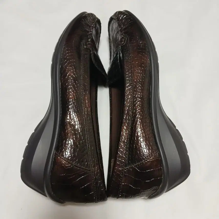 [BUNJANG] Anne Klein Loafers Brown Size 240 / 앤클라인 로퍼 240