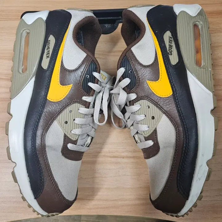 [BUNJANG] Nike Air Max 90 Gore-Tex Sneakers (265mm) / 나이키 에어맥스90 고어텍스 265사이즈