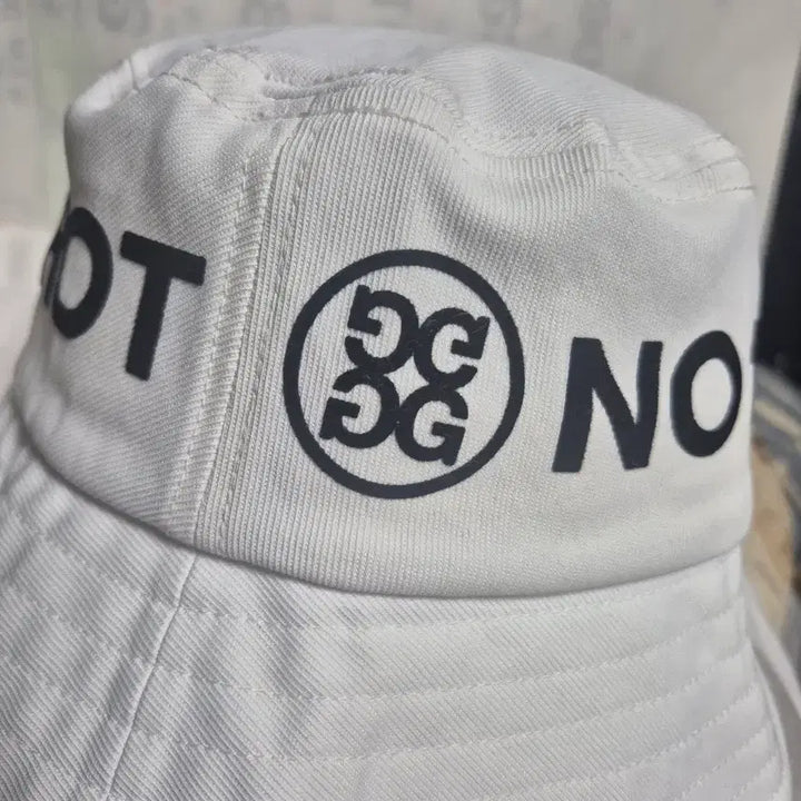 [BUNJANG] G/FORE White Bucket Hat / 지포어 화이트 버킷햇