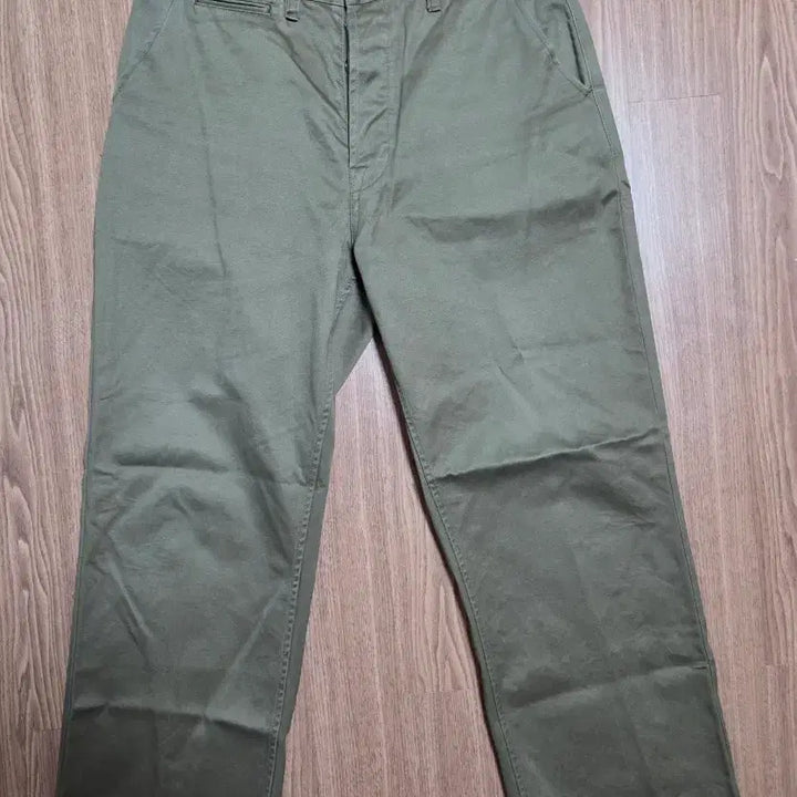 [BUNJANG] Tropic Clothing Chino Trousers Olive Size 32 / 트로피클로딩 트라우저 올리브 32