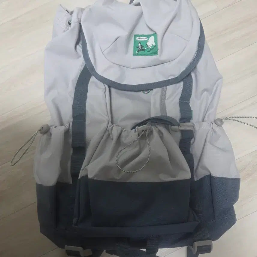 [BUNJANG] Parity Pocket Backpack Grey / 패리티  포켓 백팩 그레이