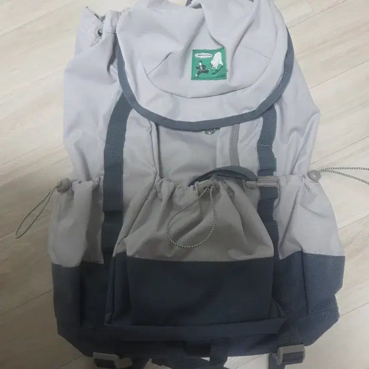 [BUNJANG] Parity Pocket Backpack Grey / 패리티  포켓 백팩 그레이