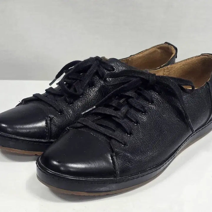 [BUNJANG] Clarks Leather Sneakers / Clarks 클락스 레더 스니커즈 240