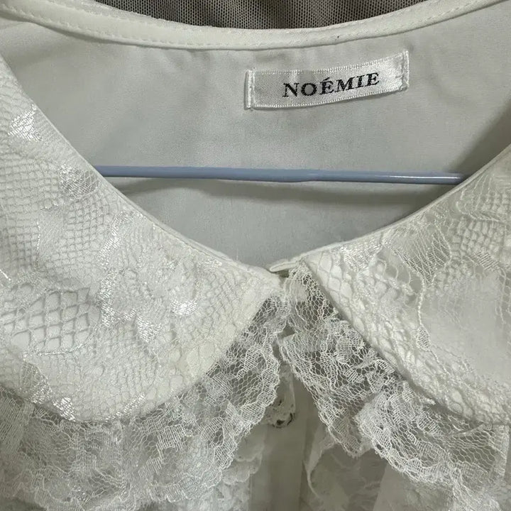 [BUNJANG] Noemie Ribbon Blouse White Pink M / 리본x)노에미 블라우스 흰핑 m 지뢰계 양산형 양지뢰