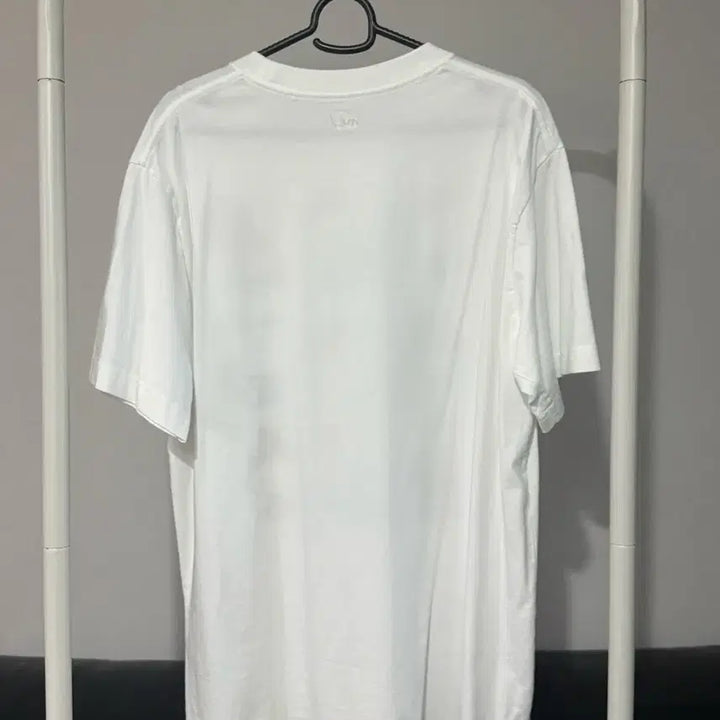 [BUNJANG] Uniqlo Hello Kitty T-Shirt XL / [유니클로] 헬로키티 티셔트 XL