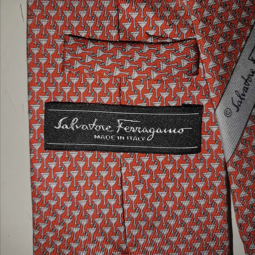 [BUNJANG] Salvatore Ferragamo Silk Tie / 페라가모 넥타이