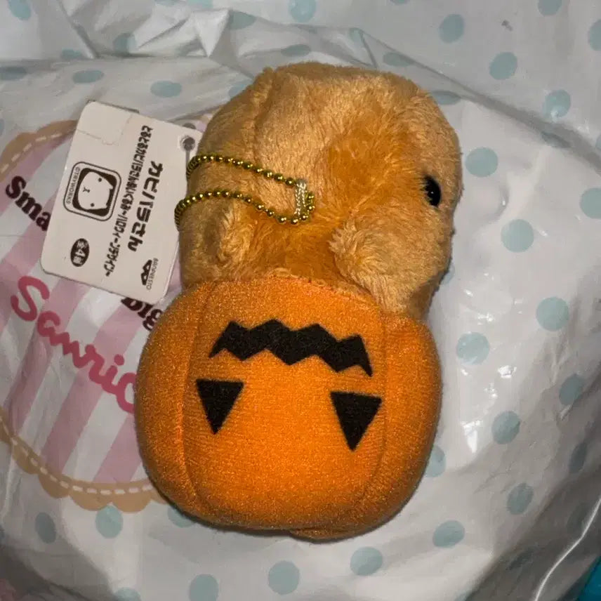 [BUNJANG] Capybara Halloween Classic Mascot Doll / 카피바라상 할로윈 고전 마스코트