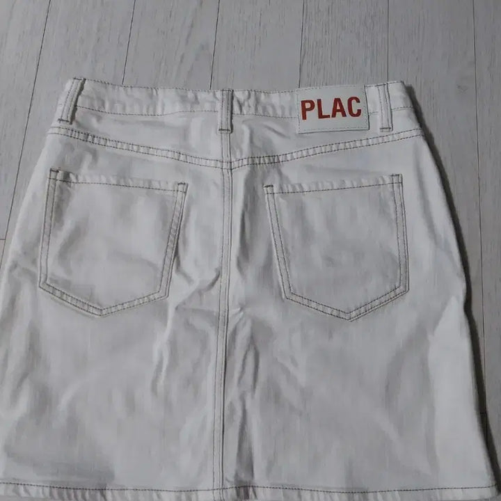 [BUNJANG] PLAC Ivory Cotton Denim Skirt (L) / 플랙 아이보리  면  데님 /새상품(L)