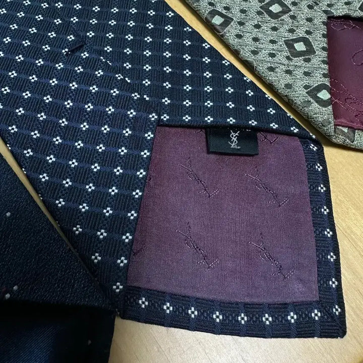 [BUNJANG] Vintage Tie Bundle Set (4 Pieces) / 빈티지 타이 4개 일괄
