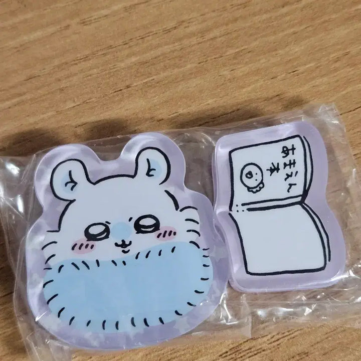 [BUNJANG] Chiikawa Momonga Gacha Toy / 치이카와 모몽가 모몬가 가챠 판매
