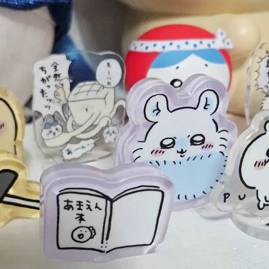 [BUNJANG] Chiikawa Momonga Gacha Toy / 치이카와 모몽가 모몬가 가챠 판매