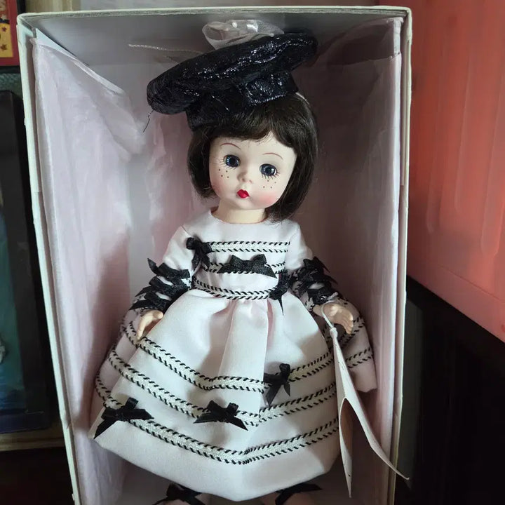 [BUNJANG] Madame Alexander 8-inch Party Dress Wendy Doll / 마담 알렉산더 8인치 파티 드레스 웬디