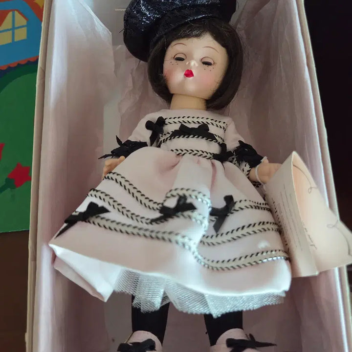 [BUNJANG] Madame Alexander 8-inch Party Dress Wendy Doll / 마담 알렉산더 8인치 파티 드레스 웬디