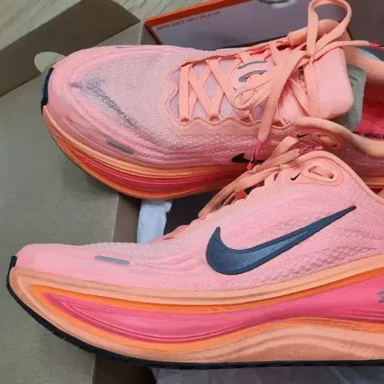 [BUNJANG] Nike Vomero+ Running Shoes Orange Pulse 255mm / 나이키 보메로 플러스 오렌지 펄스 255mm