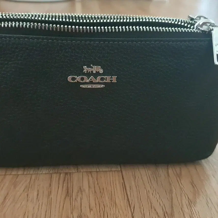 [BUNJANG] COACH Double Zip Crossbody Bag / COACH 코치 더블 짚 크로스바디