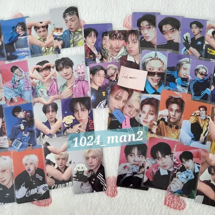 [BUNJANG] ATEEZ Aniteez In Color Trading Card Set (OT44) / 에이티즈 애니티즈 트레카 Aniteez trading card set
