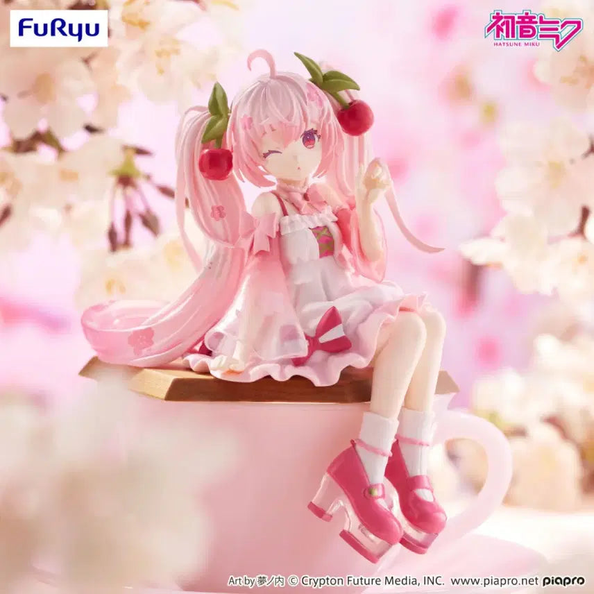 [BUNJANG] FURYU Sakura Miku Noodle Stopper Figure (Sealed) / (신상미개봉)후류 누들스토퍼 사쿠라 미쿠 피규어 윙크