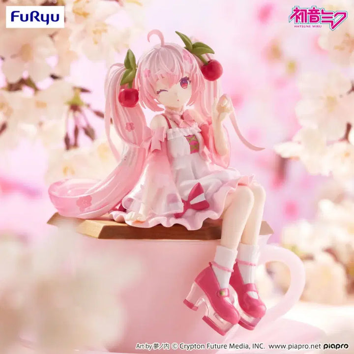 [BUNJANG] FURYU Sakura Miku Noodle Stopper Figure (Sealed) / (신상미개봉)후류 누들스토퍼 사쿠라 미쿠 피규어 윙크