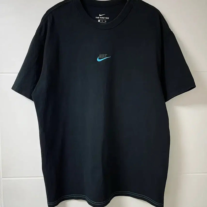 [BUNJANG] Nike Embroidered Logo T-Shirt / 나이키 면티 반팔 나이키 자수로고 반팔티