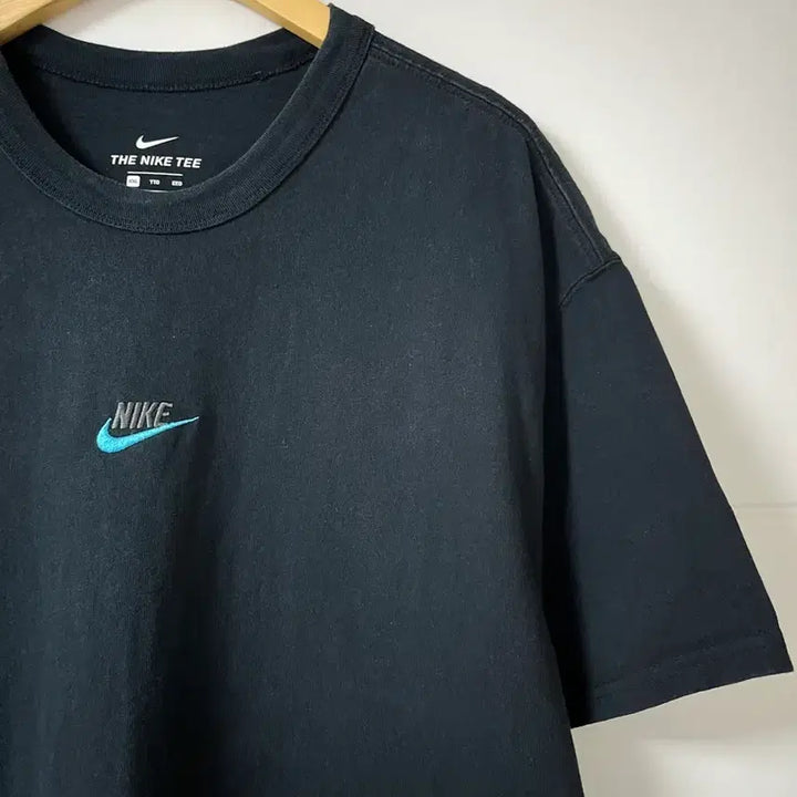 [BUNJANG] Nike Embroidered Logo T-Shirt / 나이키 면티 반팔 나이키 자수로고 반팔티