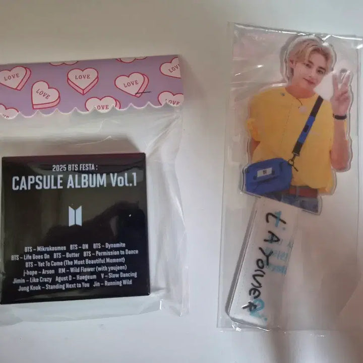 [BUNJANG] BTS Taehyung Withmu Photocard Sealed / BTS 위드뮤 태형 미개봉 양도!(+수정)